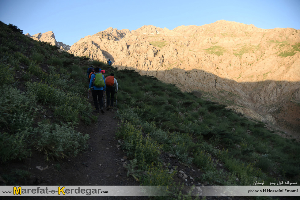 رشته کوه اشترانکوه